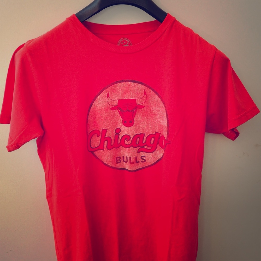 Chicago Bulls Sportiqe Apparel co shirt